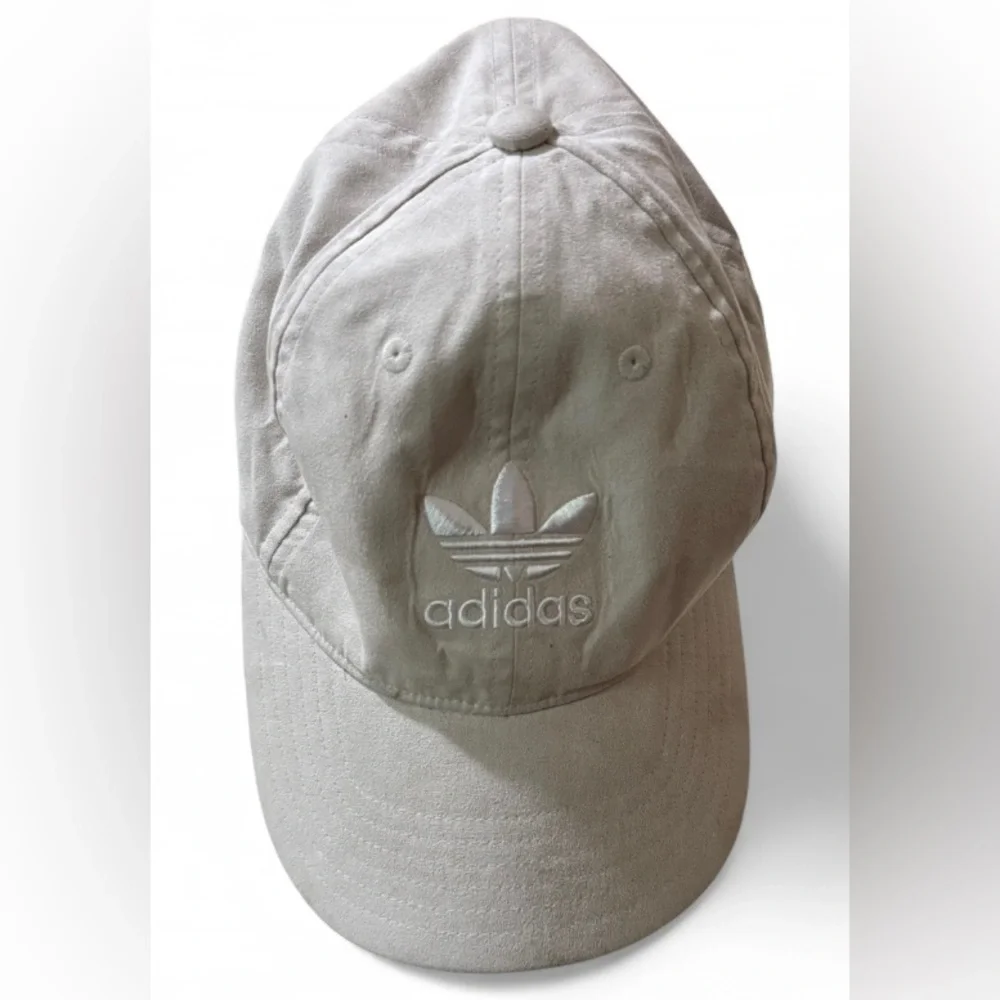 adidas Originals Gray Strapback Hat Women’s One Size Adjustable Baseball Cap